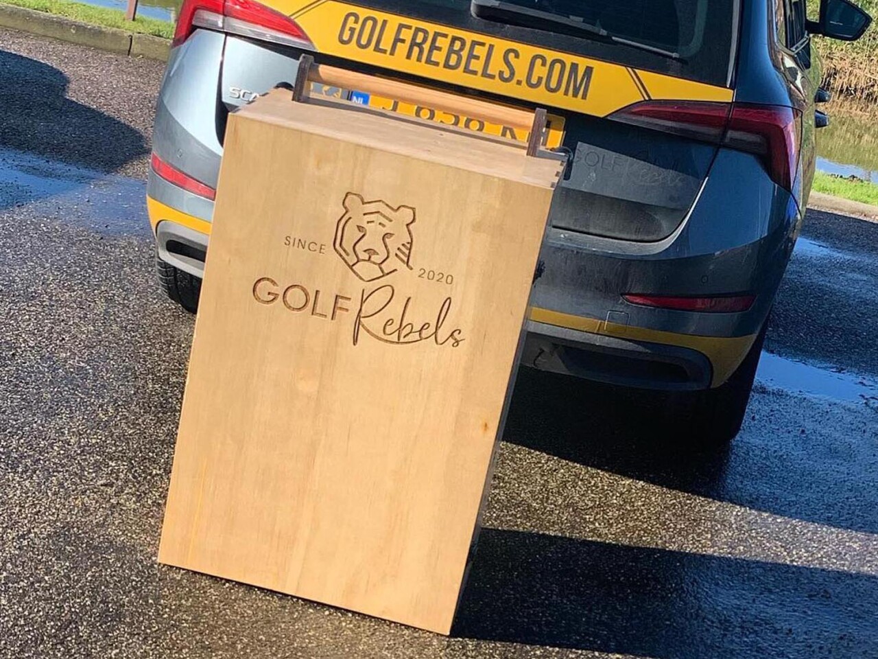 ICOBO GolfRebels branding 04