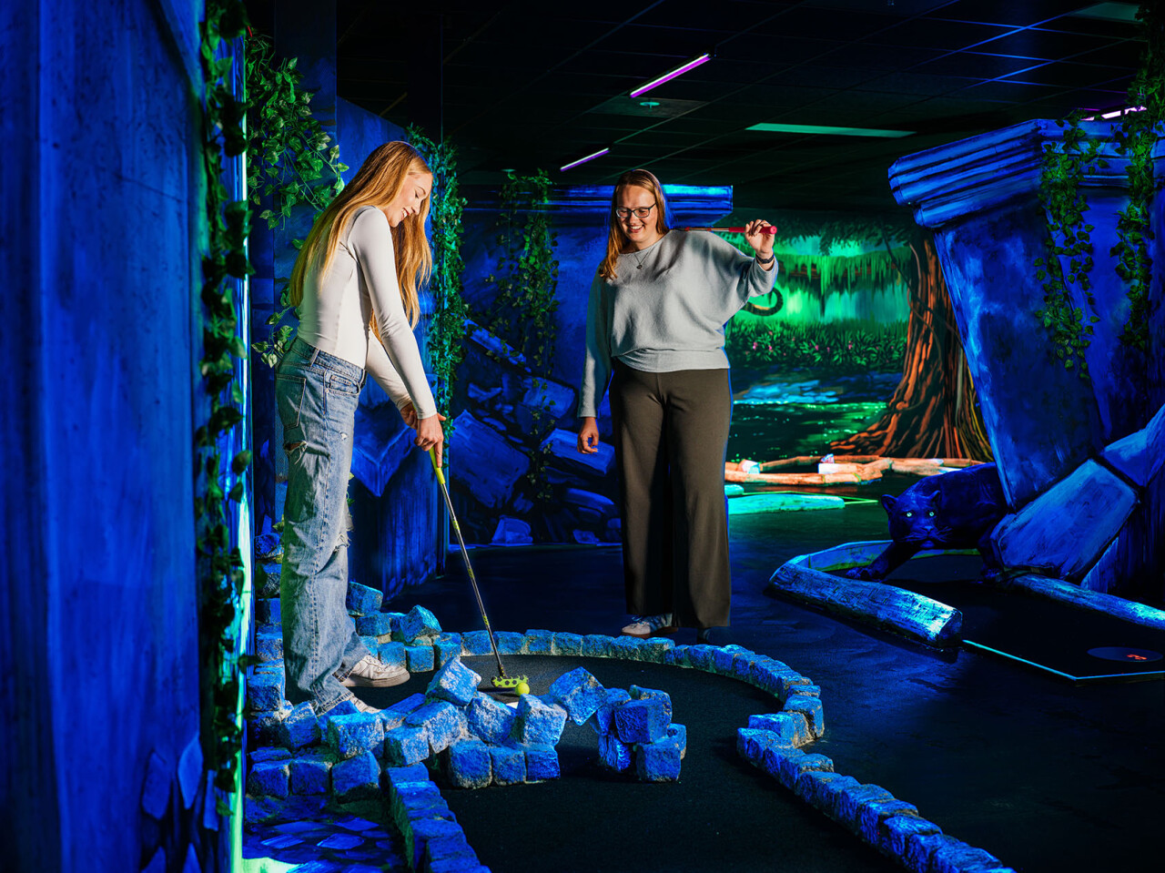 ICOBO Monkey Town Groningen minigolf 01
