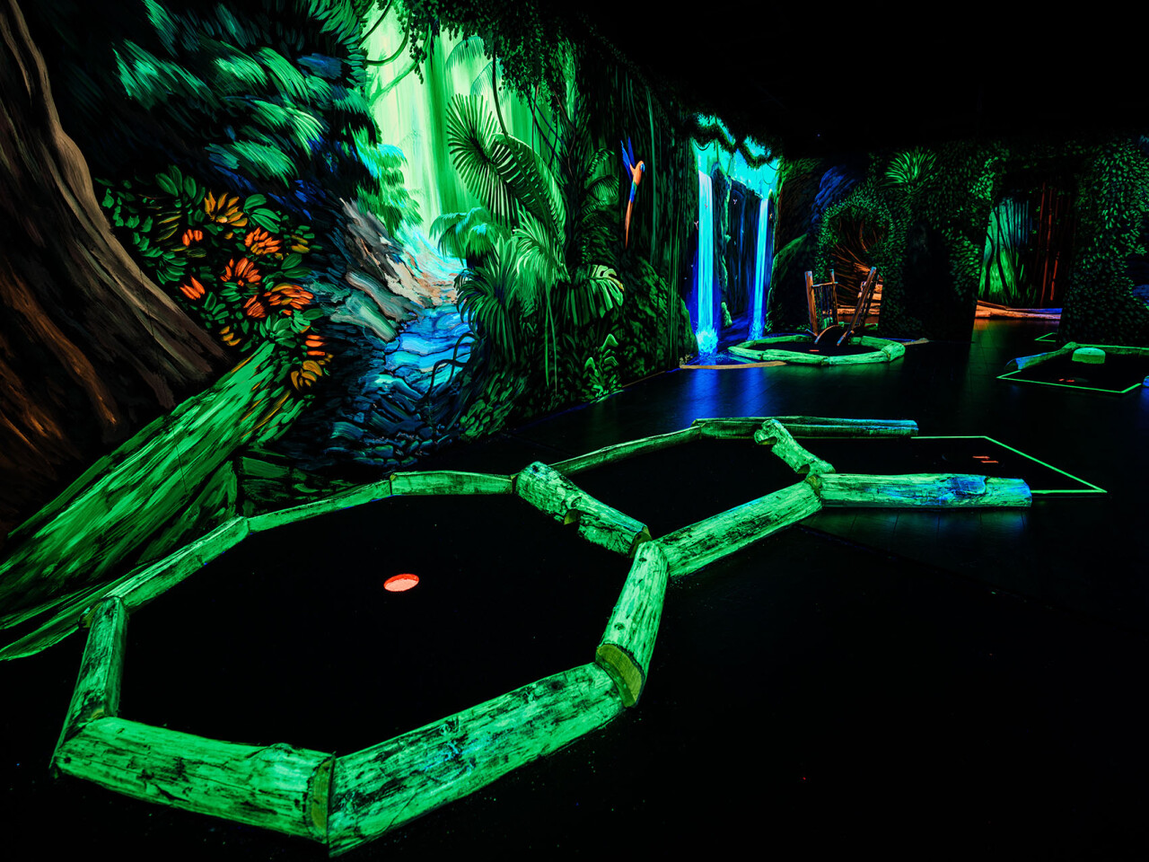 ICOBO Monkey Town Groningen minigolf 04