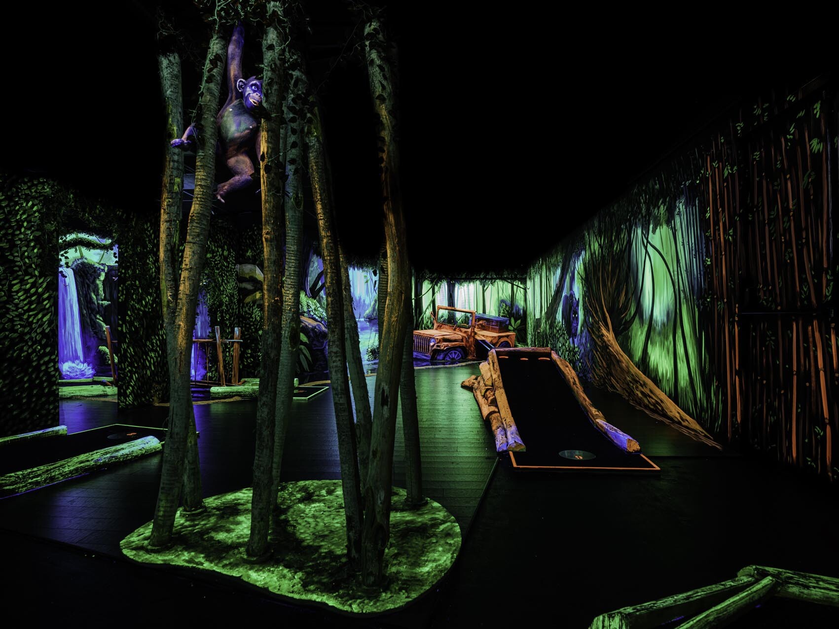 ICOBO Monkey Town Groningen minigolf 08