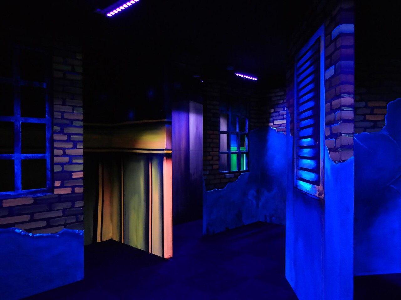 ICOBO Monkey Town Rotterdam lasergame arena 03